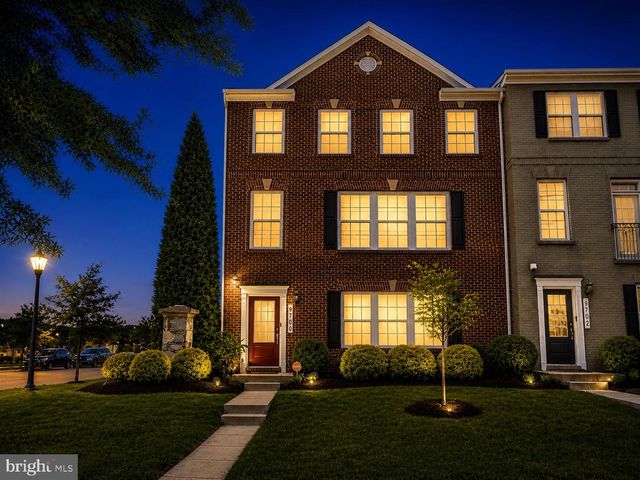 9700 CENTRAL PARK DR, Upper Marlboro, MD 20772