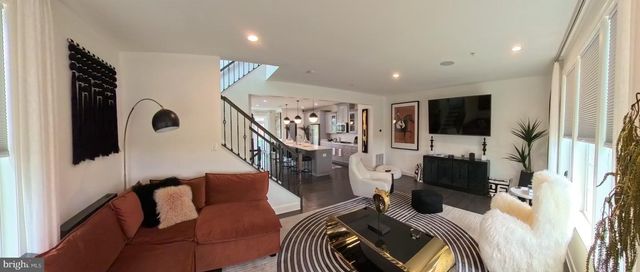 9700 CENTRAL PARK DR, Upper Marlboro, MD 20772