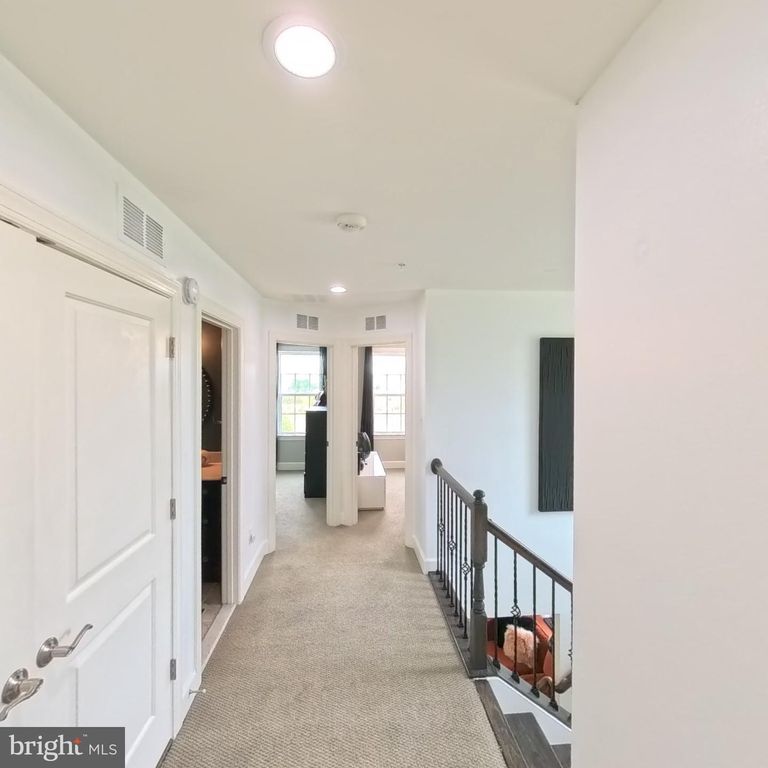 Image 27 of property listing at 9700 CENTRAL PARK DR, Upper Marlboro, MD 20772