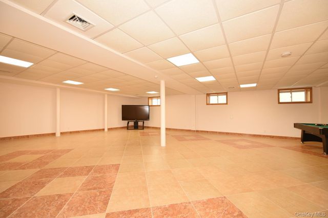 84-29 Kendrick Place, Jamaica Estates, NY 11432