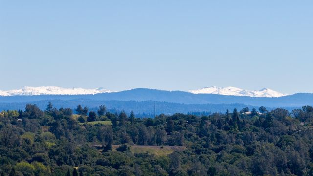 2385 Bald Hill Rd, Auburn, CA 95603