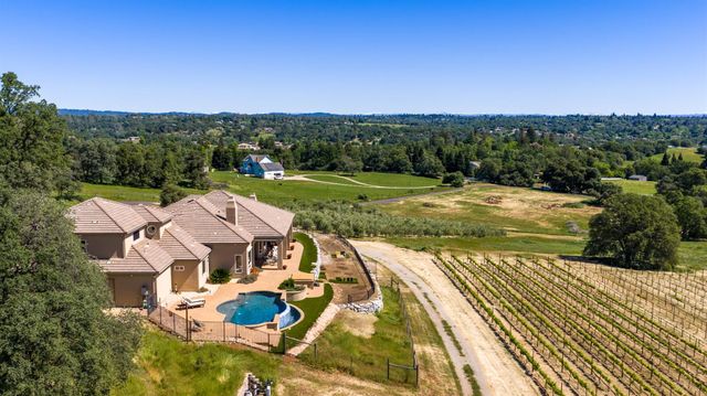 2385 Bald Hill Rd, Auburn, CA 95603