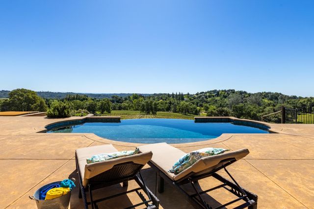 2385 Bald Hill Rd, Auburn, CA 95603