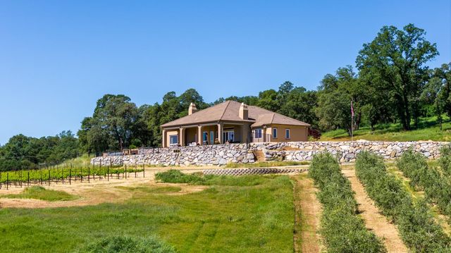 2385 Bald Hill Rd, Auburn, CA 95603
