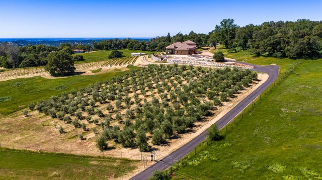 2385 Bald Hill Rd, Auburn, CA 95603