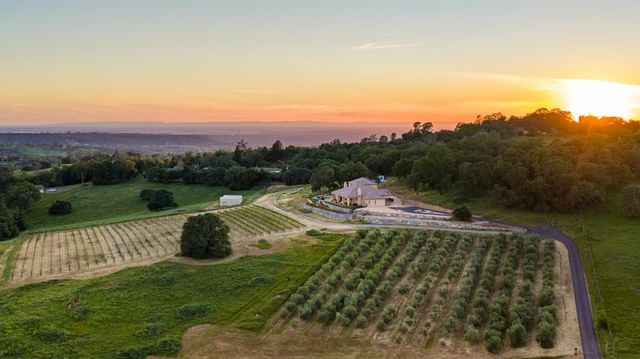 2385 Bald Hill Rd, Auburn, CA 95603