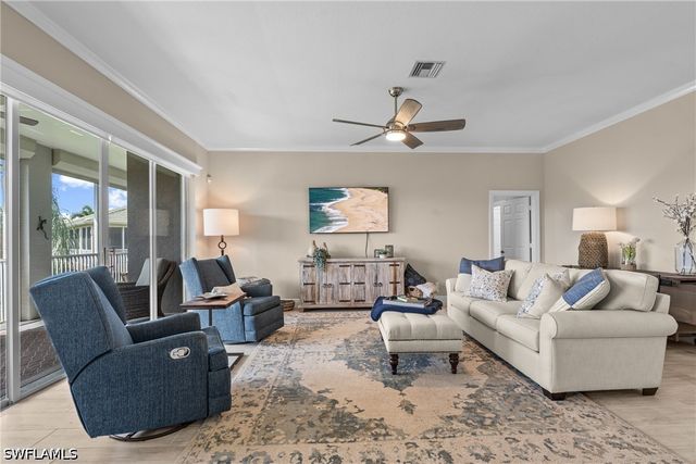 658 Vintage Reserve CIR S 7C, Naples, FL 34119