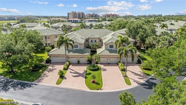 658 Vintage Reserve CIR S 7C, Naples, FL 34119