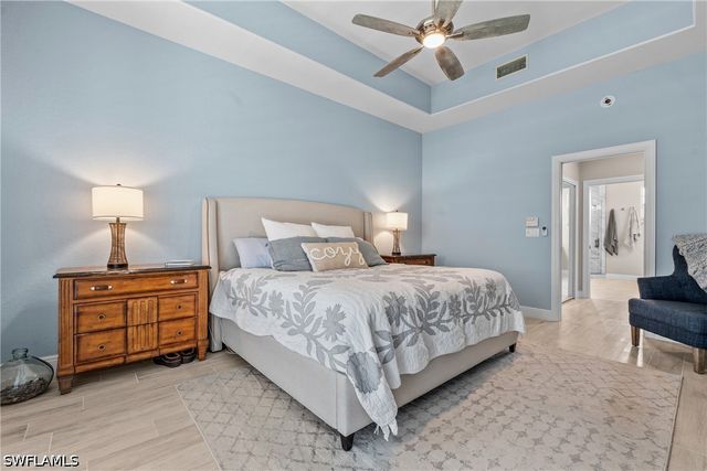 658 Vintage Reserve CIR S 7C, Naples, FL 34119