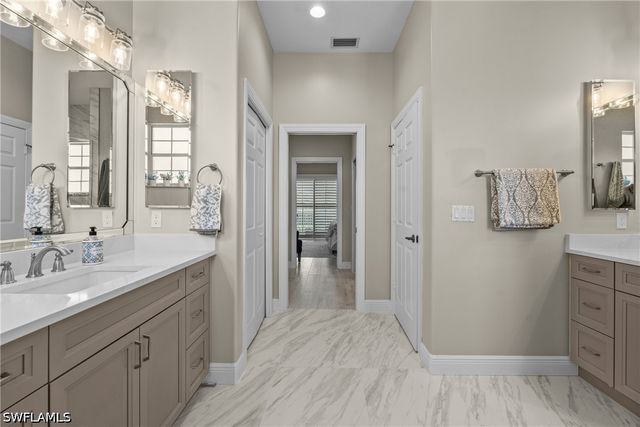 658 Vintage Reserve CIR S 7C, Naples, FL 34119