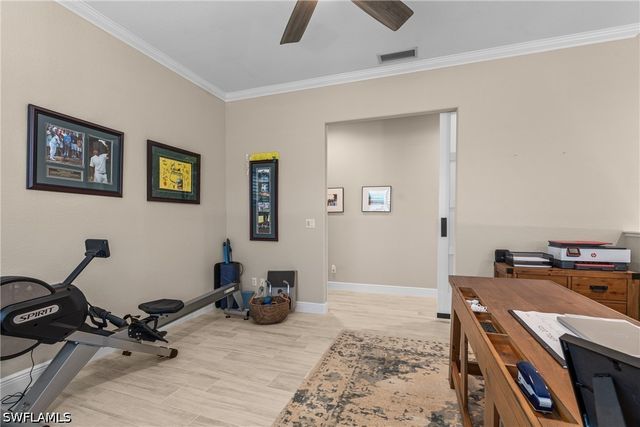 658 Vintage Reserve CIR S 7C, Naples, FL 34119