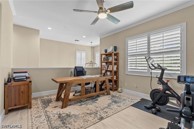 658 Vintage Reserve CIR S 7C, Naples, FL 34119