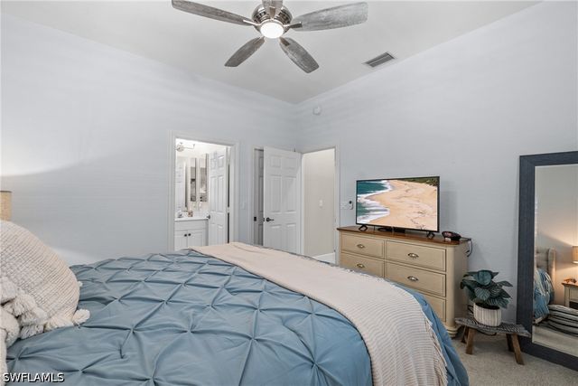 658 Vintage Reserve CIR S 7C, Naples, FL 34119