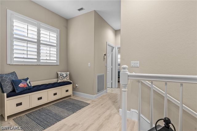 658 Vintage Reserve CIR S 7C, Naples, FL 34119