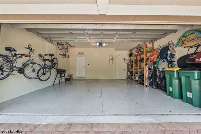 658 Vintage Reserve CIR S 7C, Naples, FL 34119