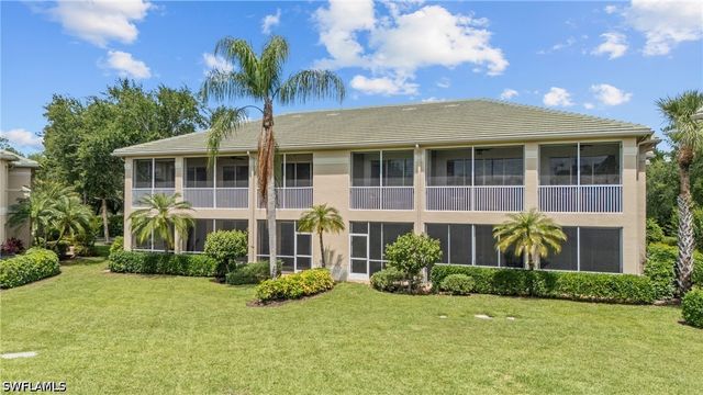 658 Vintage Reserve CIR S 7C, Naples, FL 34119