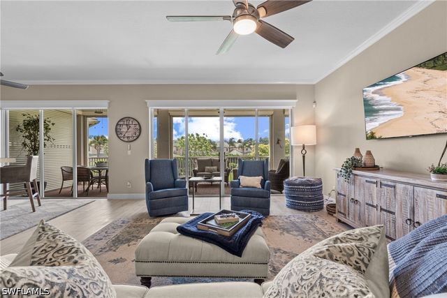 658 Vintage Reserve CIR S 7C, Naples, FL 34119