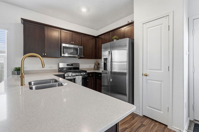 7601 Ivy Trellis TRL, Del Valle, TX 78617