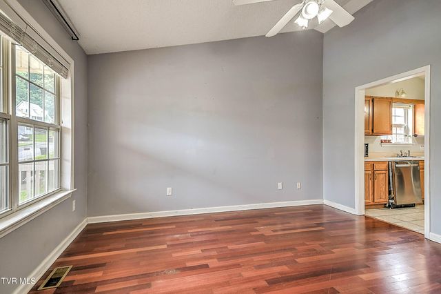 104 Saint James Place, Bristol, TN 37620