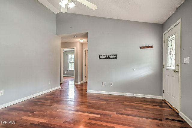 104 Saint James Place, Bristol, TN 37620