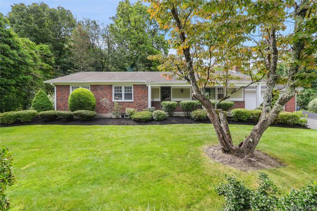 471 Hilltop Road, Yorktown Heights, NY 10598