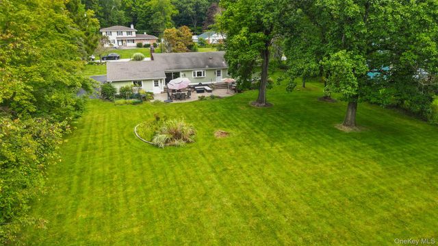 471 Hilltop Road, Yorktown Heights, NY 10598