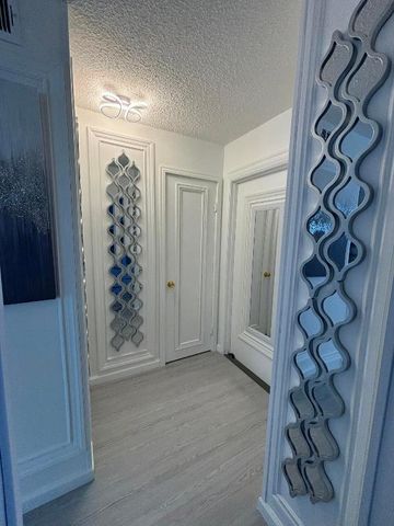 1000 NE 14th Avenue 306, Hallandale Beach, FL 33009