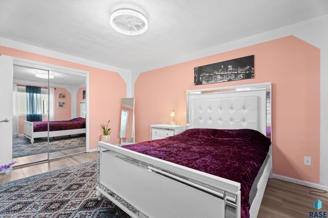 6800 W 61st St Street, Sioux Falls, SD 57106