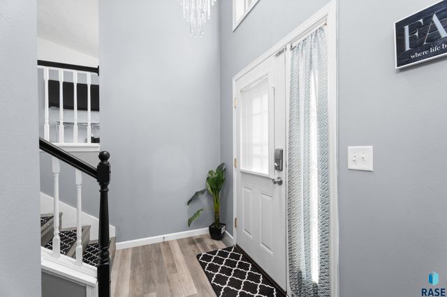 6800 W 61st St Street, Sioux Falls, SD 57106