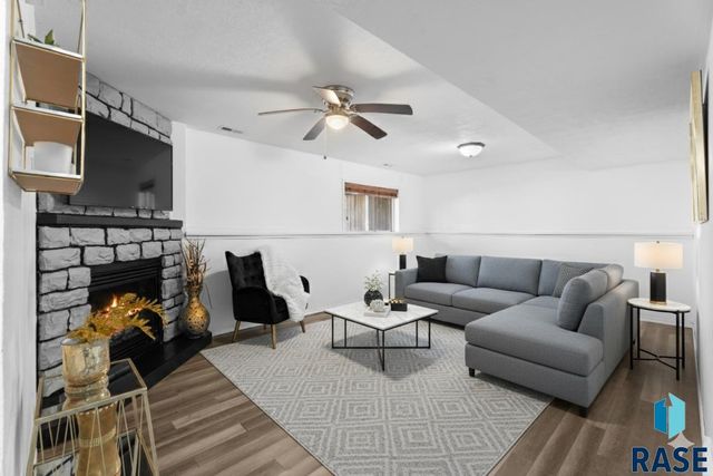 6800 W 61st St Street, Sioux Falls, SD 57106