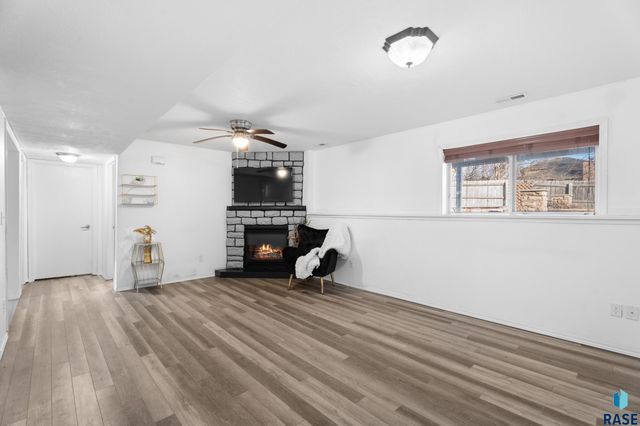 6800 W 61st St Street, Sioux Falls, SD 57106