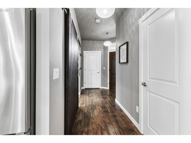 16802 Se 41ST Cir, Vancouver, WA 98683