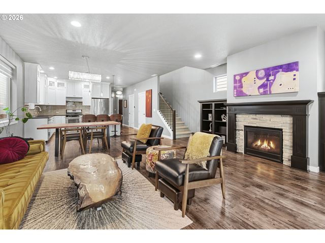 16802 Se 41ST Cir, Vancouver, WA 98683