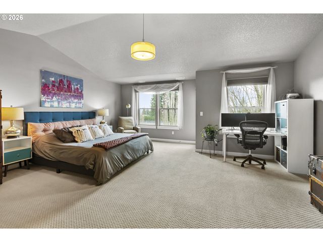 16802 Se 41ST Cir, Vancouver, WA 98683