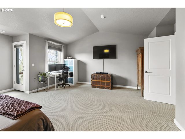 16802 Se 41ST Cir, Vancouver, WA 98683