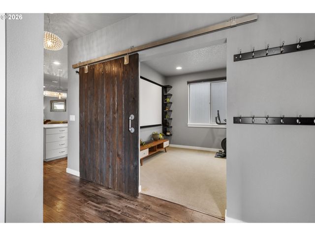 16802 Se 41ST Cir, Vancouver, WA 98683