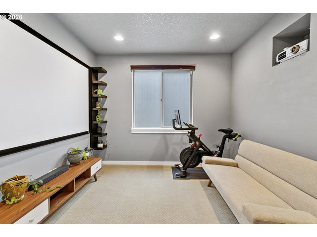 16802 Se 41ST Cir, Vancouver, WA 98683