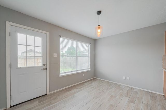 9926 Myrtle Field Lane, Houston, TX 77044