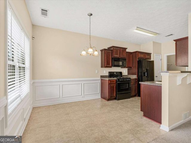 7590 Summer Berry Lane, Lithonia, GA 30038
