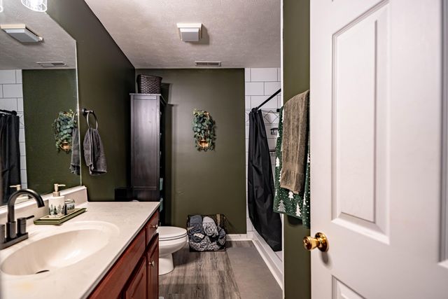 5269 DOBSON Lane, Shelbyville, KY 40065