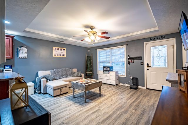 5269 DOBSON Lane, Shelbyville, KY 40065