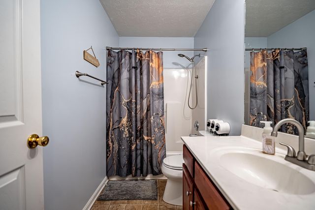 5269 DOBSON Lane, Shelbyville, KY 40065