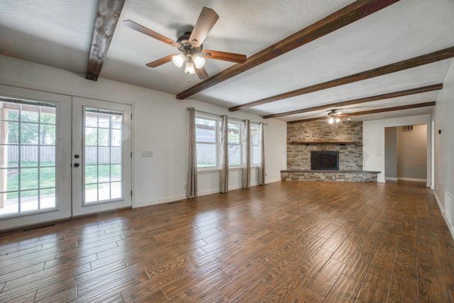 5610 South Farm Road 137, Springfield, MO 65810
