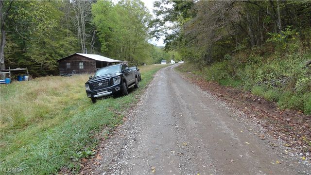 956 Hog Run Road, New Martinsville, WV 26155