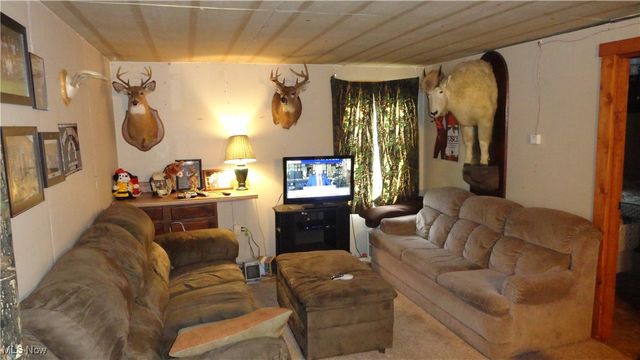 956 Hog Run Road, New Martinsville, WV 26155