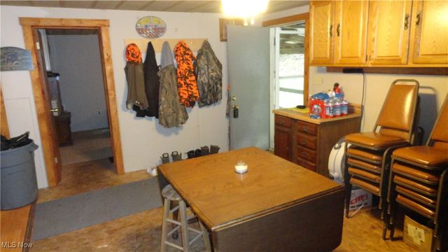 956 Hog Run Road, New Martinsville, WV 26155