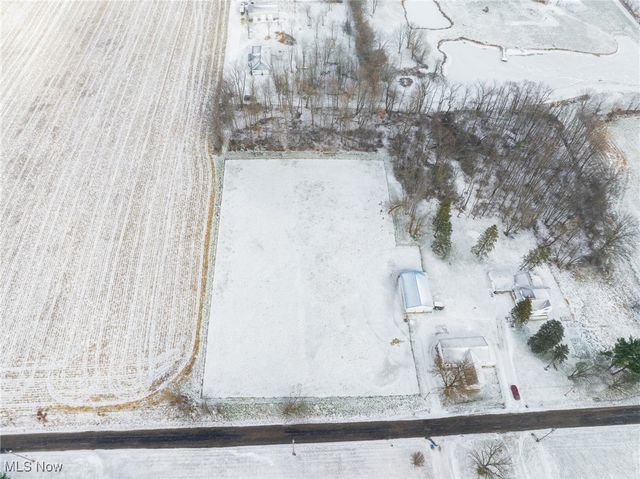 14361 Stanwood Street SW, Navarre, OH 44662