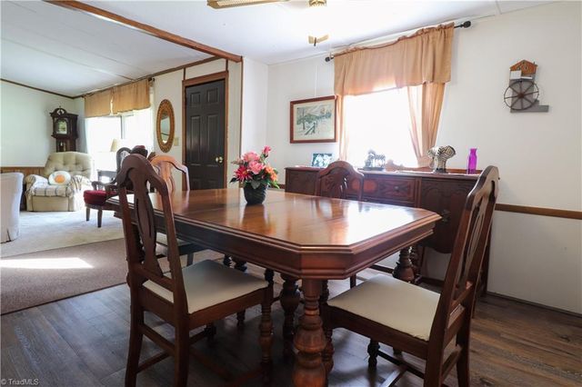 2369 Price Road, Eden, NC 27288