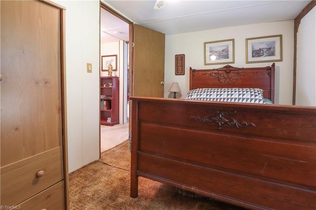 2369 Price Road, Eden, NC 27288