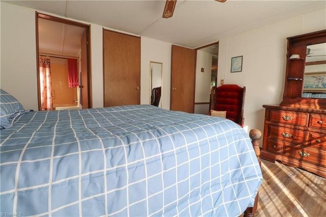 2369 Price Road, Eden, NC 27288